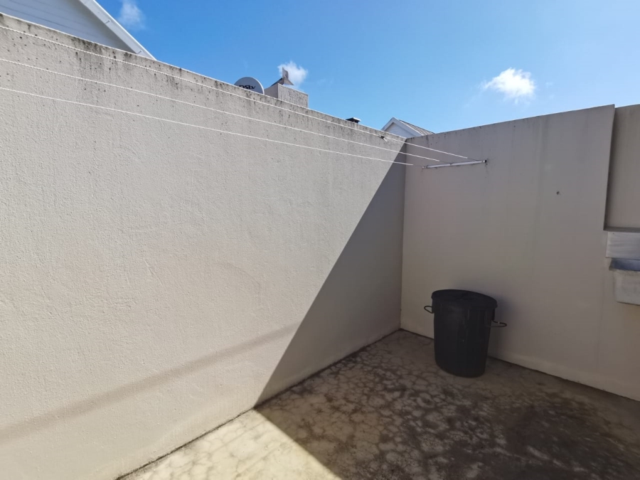 2 Bedroom Property for Sale in Heiderand Western Cape